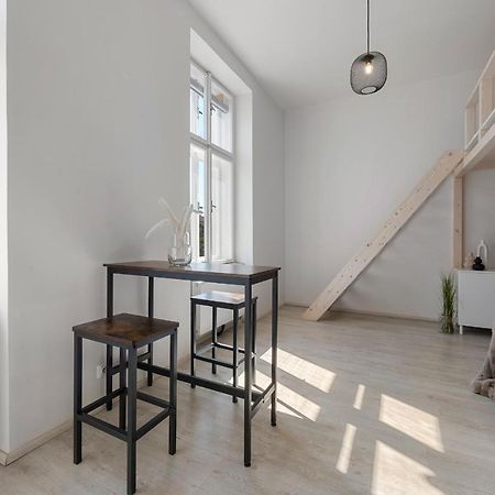 Residence Stefanikova Rose Brno Esterno foto